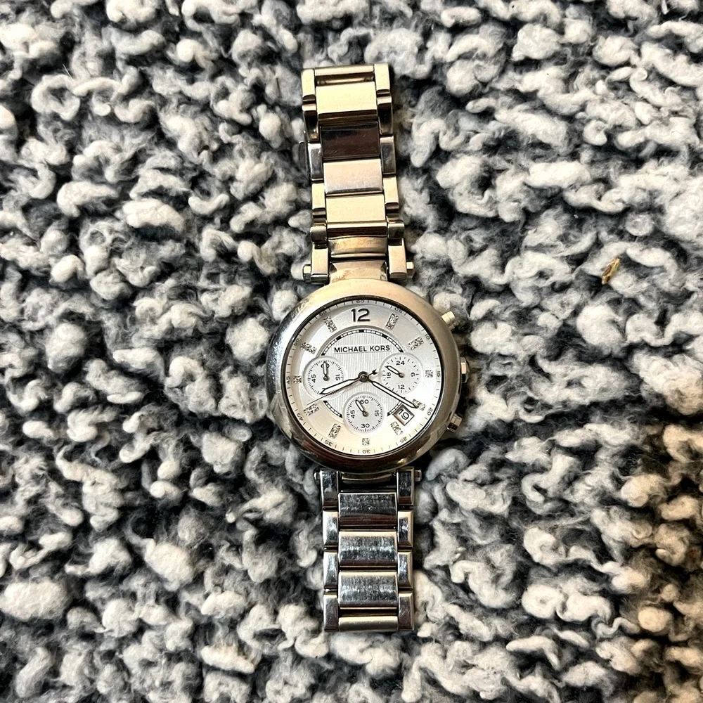 Michael kors watch - Picture 1 of 2